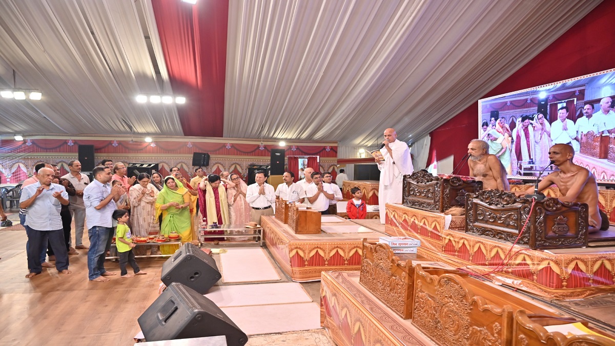 Muni Shri Praman Sagar Maharaj