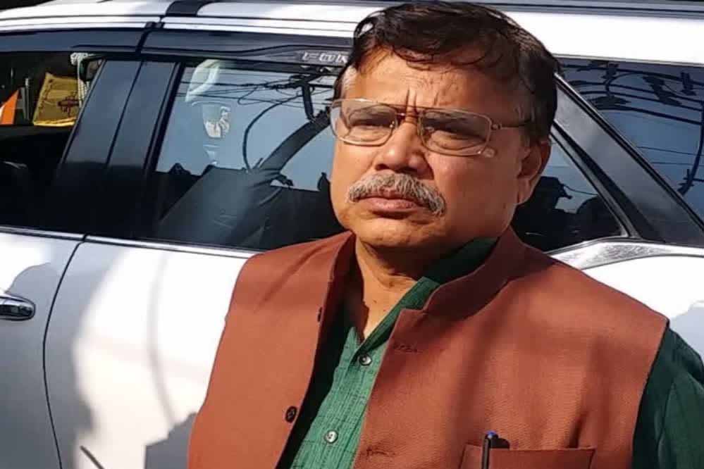 pradyuman singh tomar 194 3.jpg